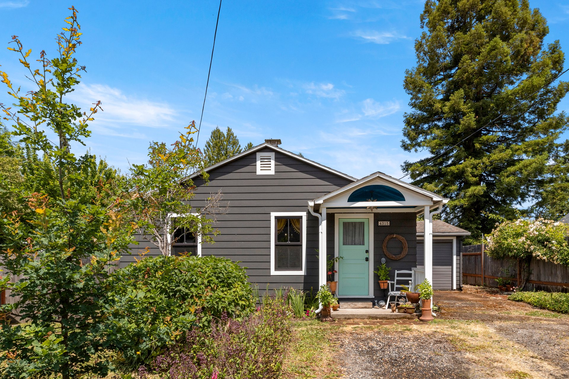 003-4315SoutheastRhodesaStreet-Milwaukie-OR-97222-SMALL - Copy