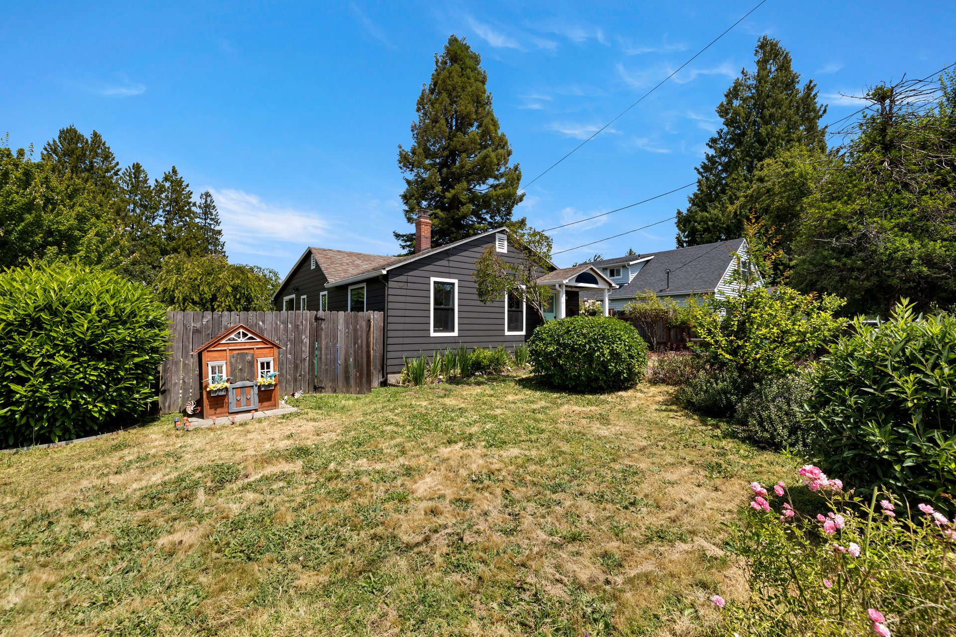 008-4315SoutheastRhodesaStreet-Milwaukie-OR-97222-SMALL - Copy