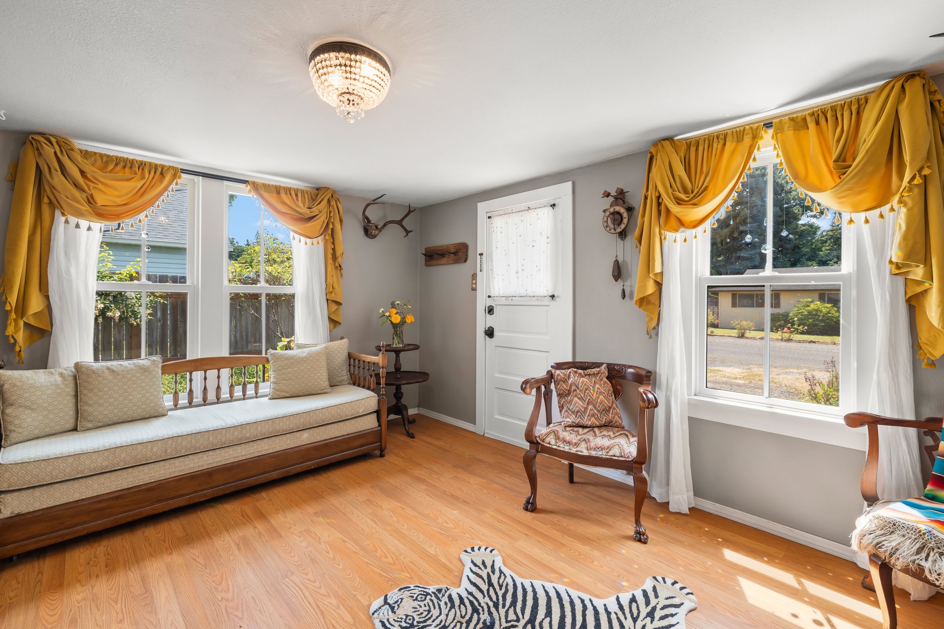 010-4315SoutheastRhodesaStreet-Milwaukie-OR-97222-SMALL