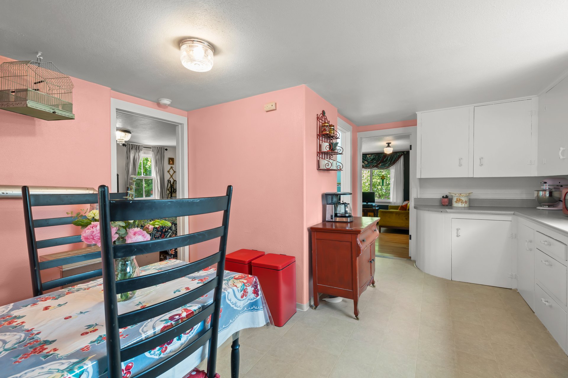 012-4315SoutheastRhodesaStreet-Milwaukie-OR-97222-SMALL