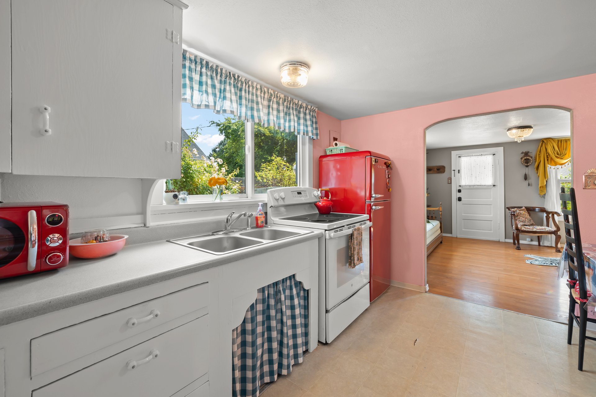 020-4315SoutheastRhodesaStreet-Milwaukie-OR-97222-SMALL - Copy