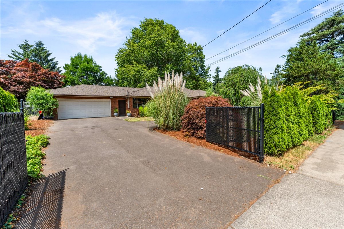 02-9025 SE 42nd Ave-02775