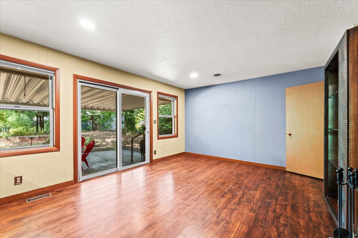 20-9025 SE 42nd Ave-02642