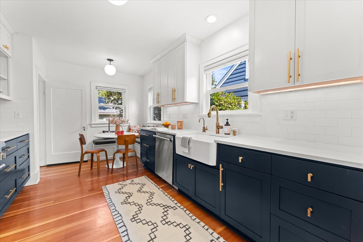 21-6335 N Williams Ave-03472