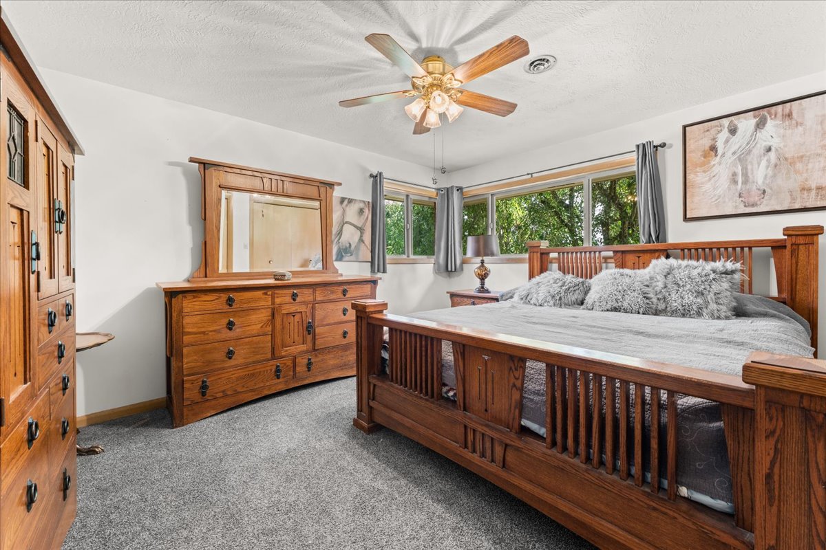 24-9025 SE 42nd Ave-02657