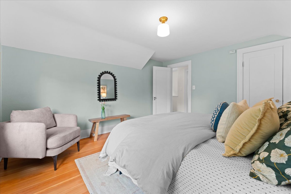32-6335 N Williams Ave-03527