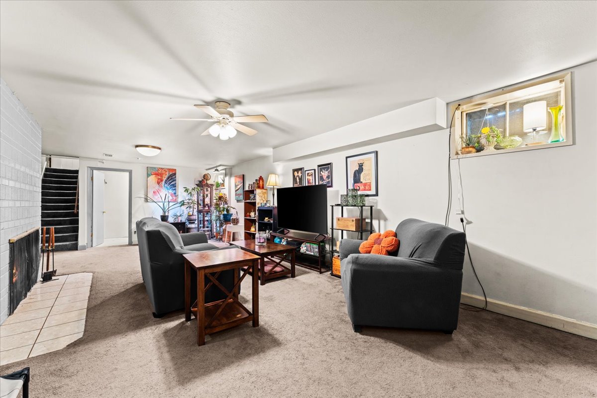 38-9025 SE 42nd Ave-02502