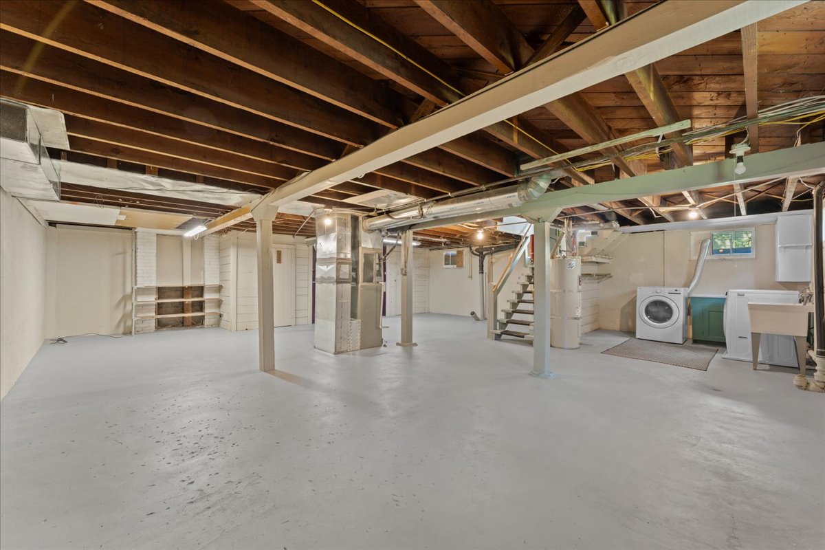 41-6335 N Williams Ave-03587
