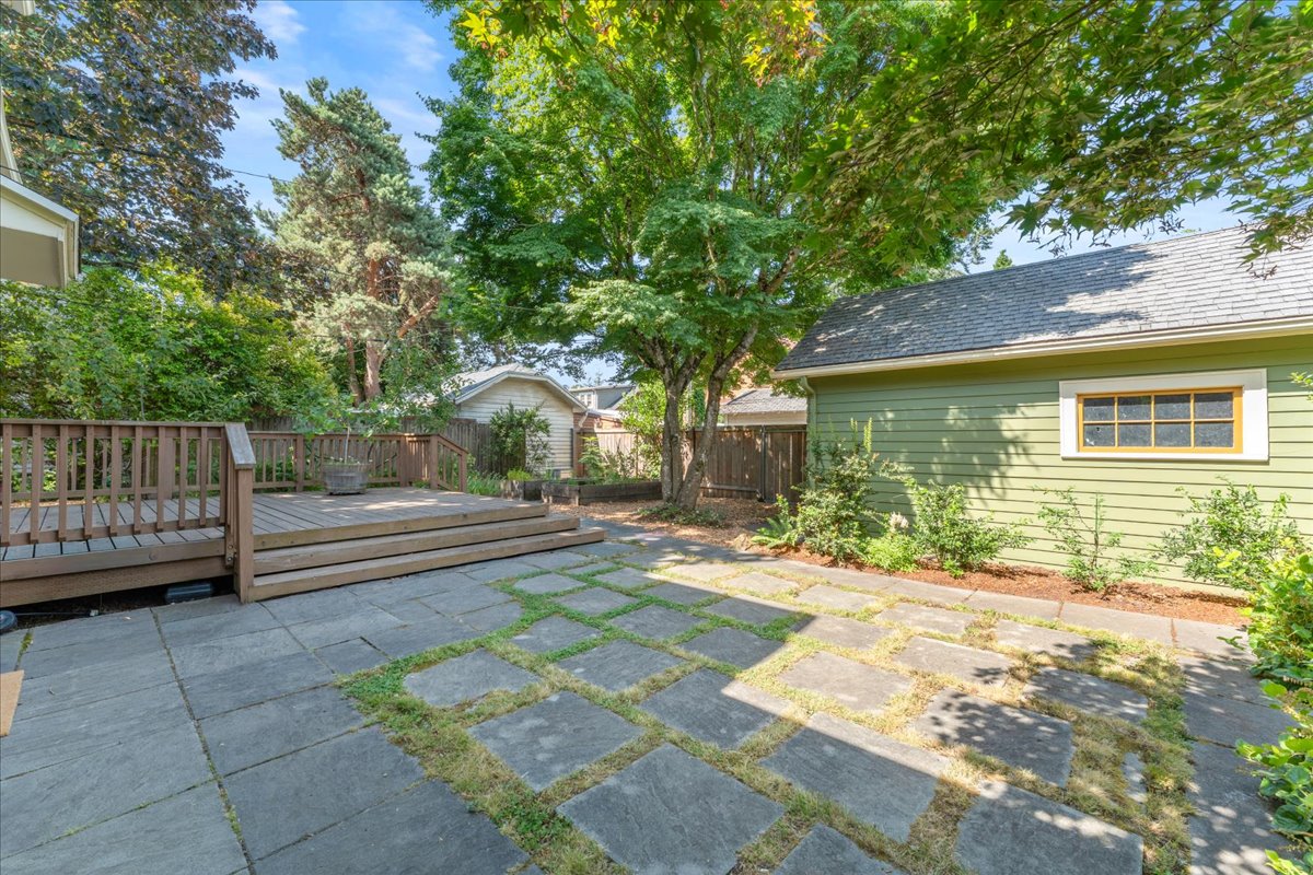 45-6335 N Williams Ave-03642